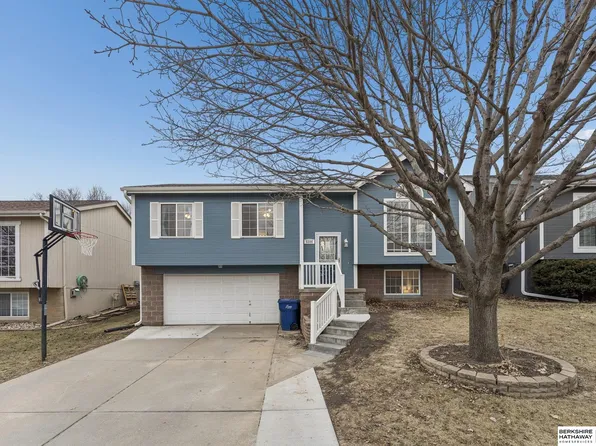 5306 S 190th Ter, Omaha, NE 68135