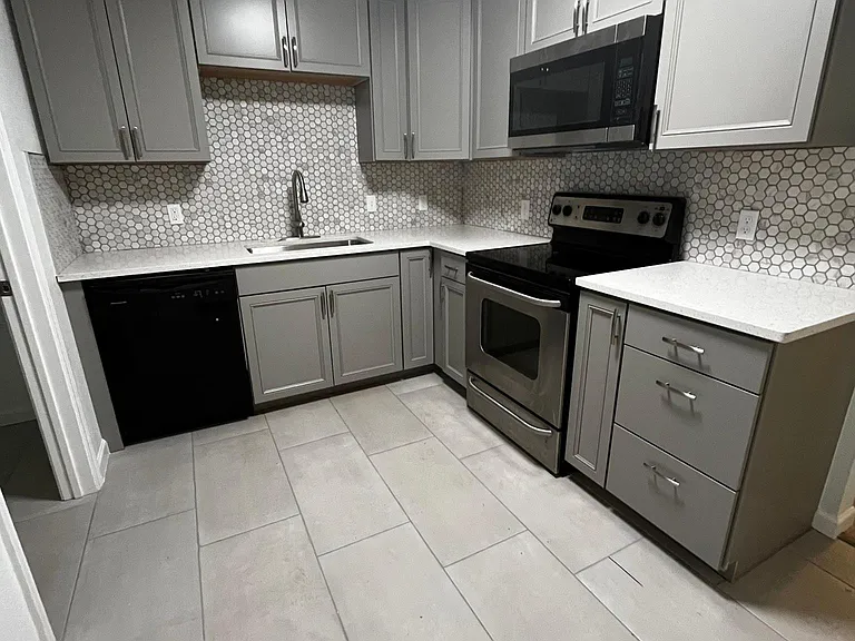 2139 Fleur De Lis Ct — Photo 2