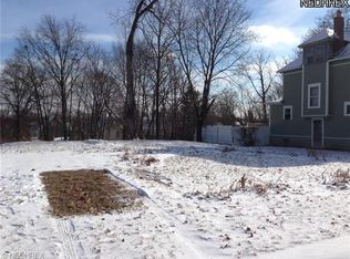 215 Beck Ave, Akron, OH 44302