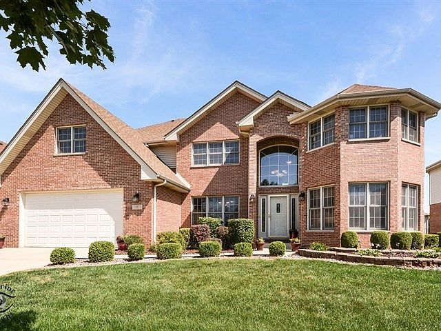1st image of 3862 Marilyn Dr