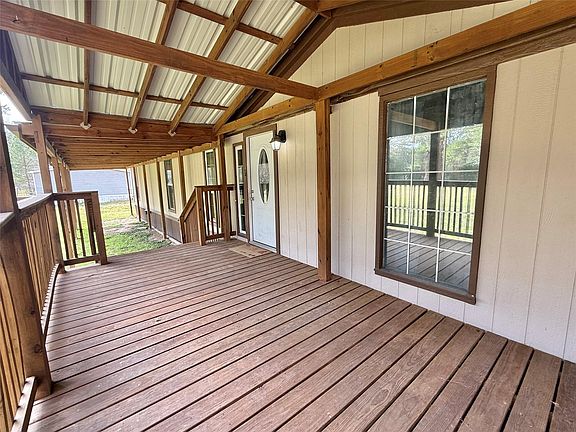 3rd image of 1831 County Road 2235