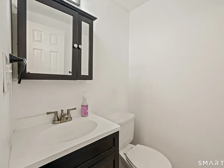 124 Court St #505 — Photo 5