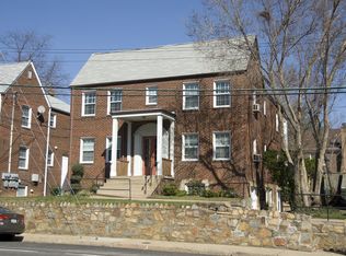 1513 N Rhodes St APT B, Arlington, VA 22209