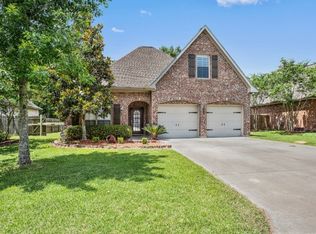 12071 Central Park Dr, Geismar, LA 70734