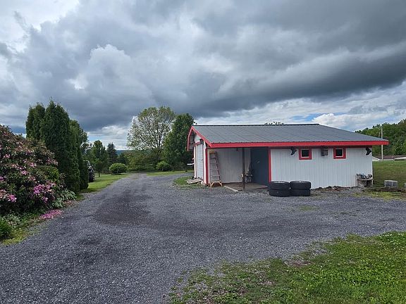4th image of 167 Cromwell Ridge Rd