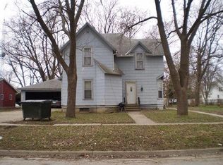 315 4th St SW, Hampton, IA 50441