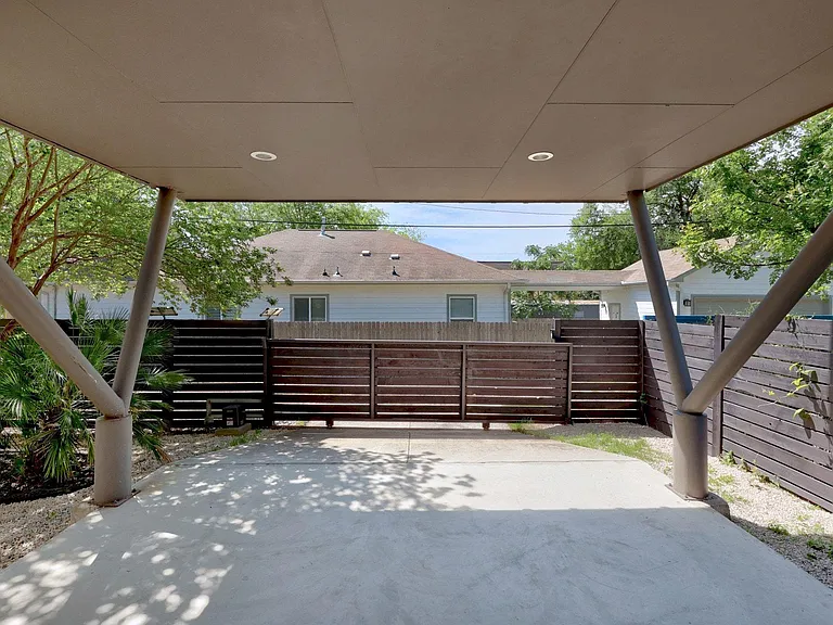 1606 Salina St — Photo 29