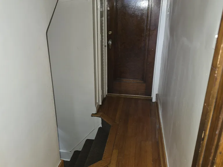 22448 Beech St #22448 — Photo 12