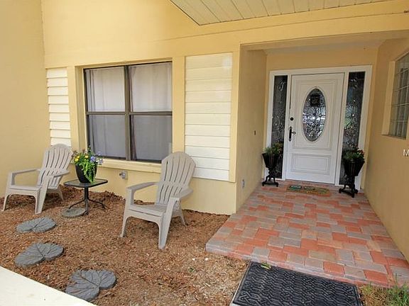 2nd image of 2651 Beaumont Ct