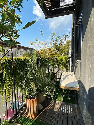 Rented by Dream Space Realty | media 25