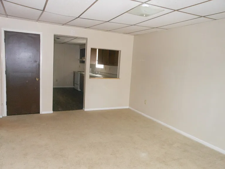 720 E Clay St — Photo 12