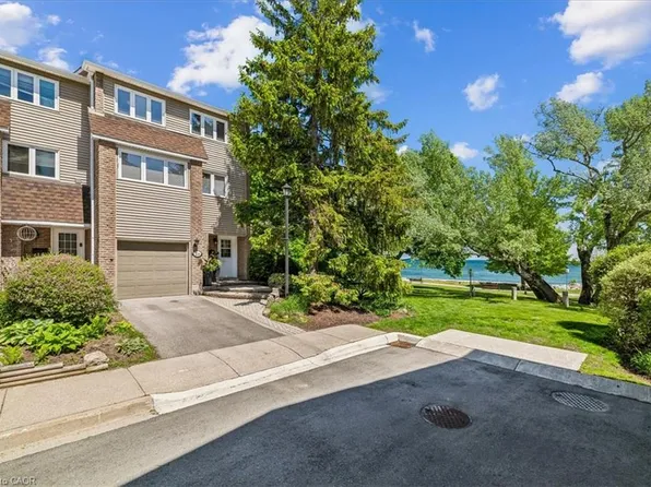 2254 Marine Dr, Oakville, ON L6L 1C1