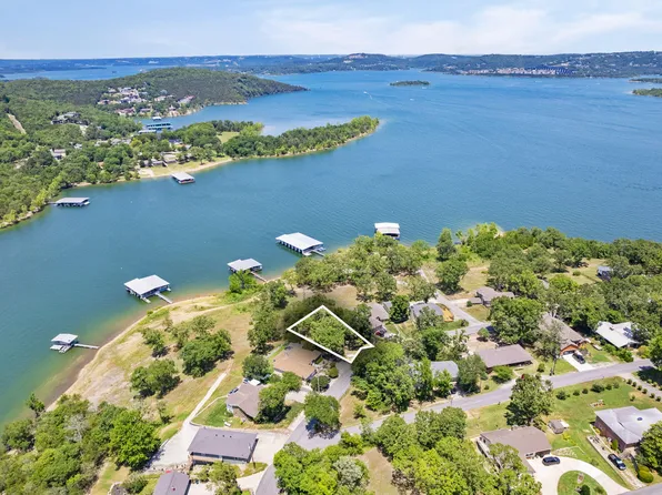 455 Edgewater Circle, Ridgedale, MO 65739