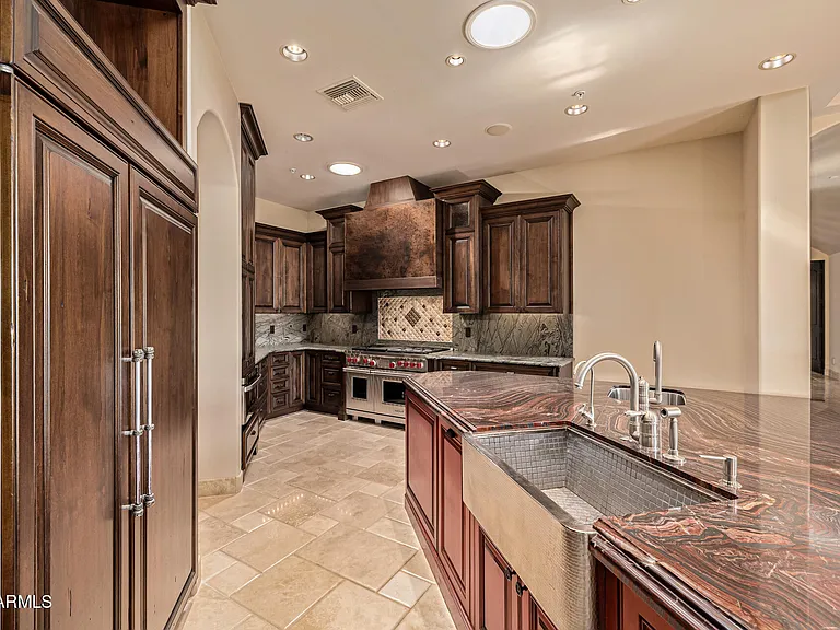8406 E Calle Buena Vis — Photo 26