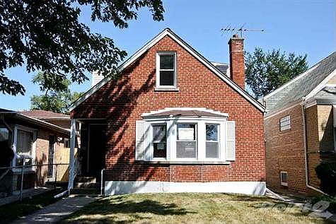 9331 S Prairie Ave Chicago IL-small-001-Front-666x444-72dpi