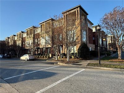 810 W 4th St Unit 421, Winston Salem, NC, 27101