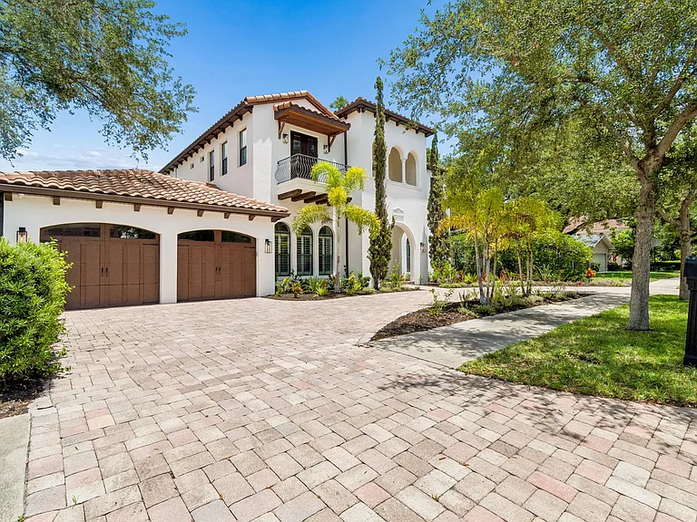 3917 W Barcelona St — Photo 5
