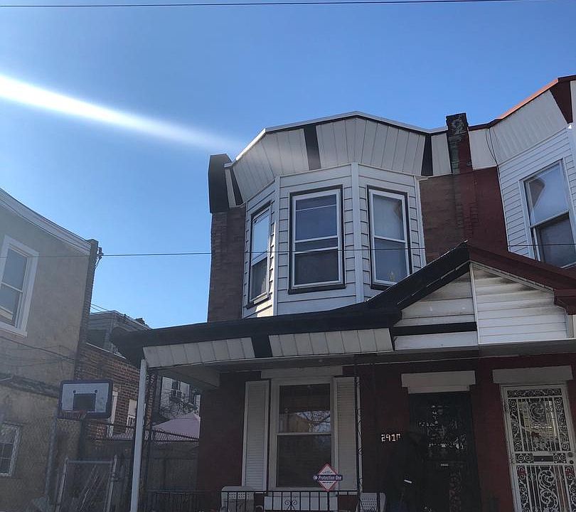 1st image of 2910 W Wishart St