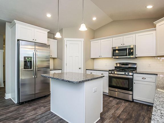 5th image of 2517 Linda Ave SE