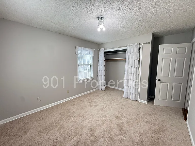 6080 Barrentine Dr — Photo 19