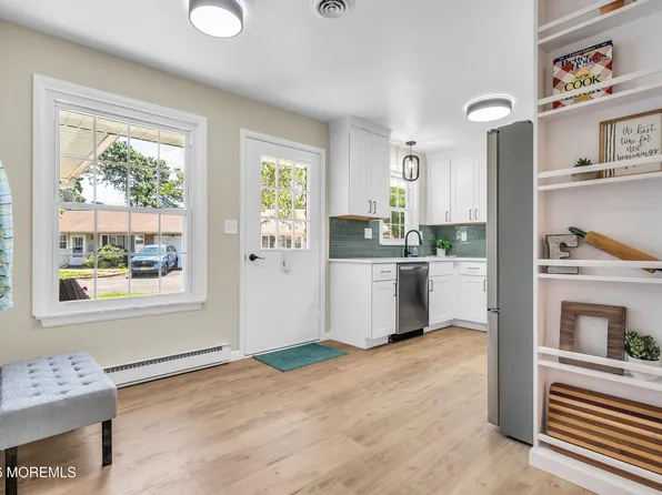 110 Buckingham Drive #B, Manchester, NJ 08759