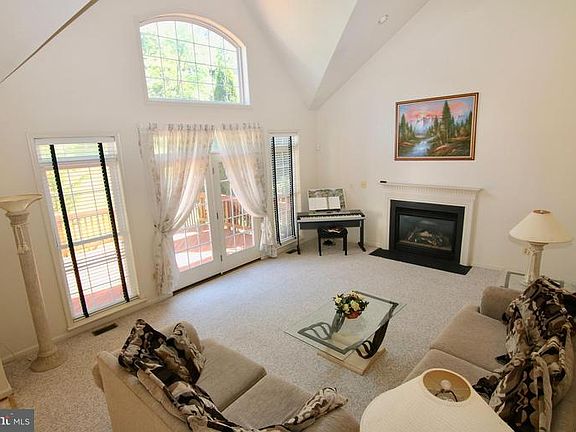 5th image of 8203 Hortonia Point Dr