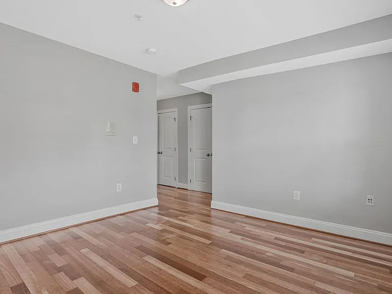 911 Kennedy St NW #11B — Photo 14