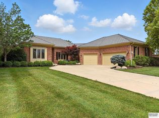 3118 S 169th Plz, Omaha, NE 68130