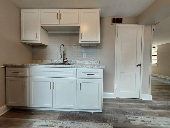 2nd image of 2625 N Hanssler Ct