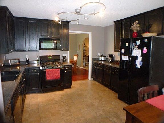 Updated and upgraded Kitchen.