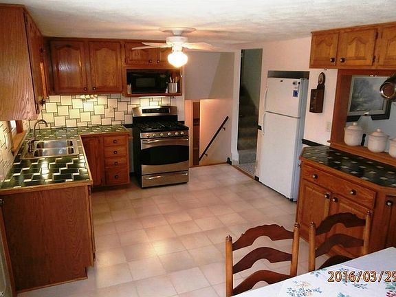 3rd image of 1620 Luanna Dr