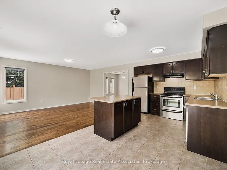 34 McCandless Ct — Photo 14