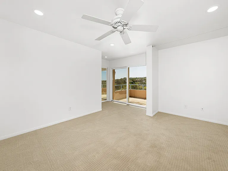 5830 Mott St — Photo 35