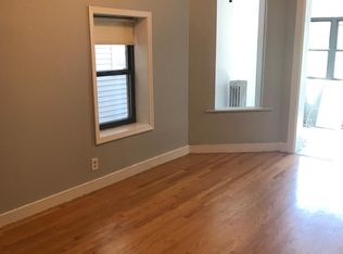 4356 N Kenmore Ave APT 104, Chicago, IL 60613