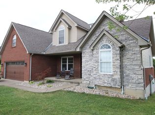 112 Bridle Ct, Dry Ridge, KY 41035