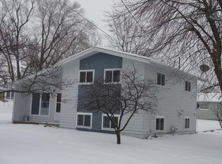 418 W Cass St, Osceola, IA 50213