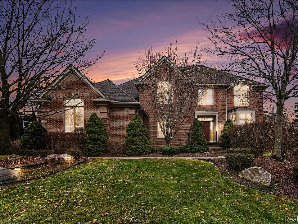 1st image of 7586 Haverhill Ln