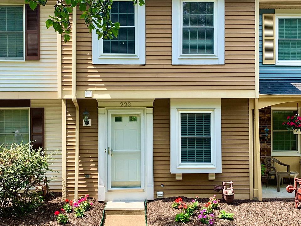 1st image of 222 Shadowlawn Cir