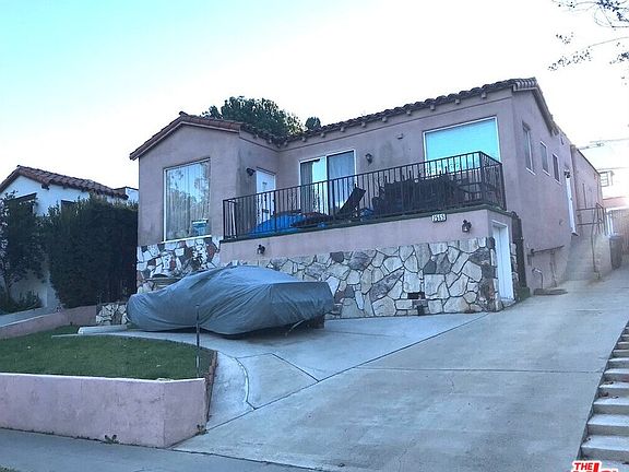 3rd image of 2565 Patricia Ave