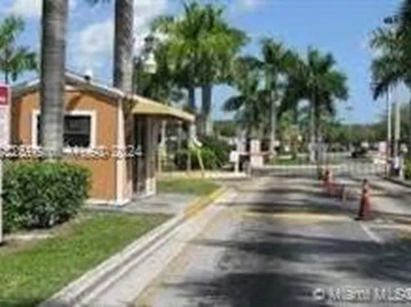 1692 SE 29th Ct Unit 200, Homestead, FL 33035