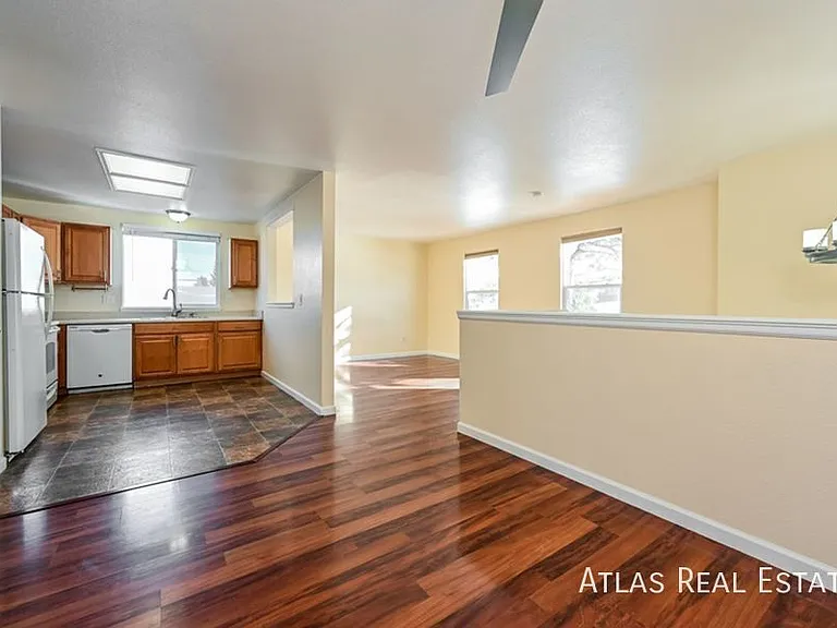 1483 S Cathay Way — Photo 5