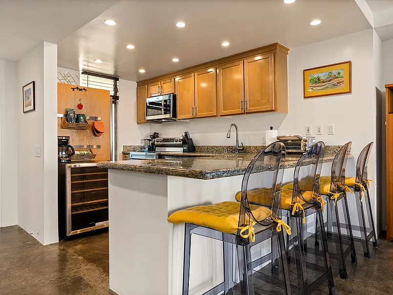 4333 Marina City Dr #308 — Photo 3