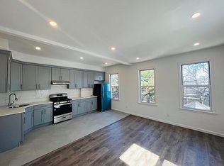 70-23 72nd St #2, Ridgewood, NY 11385