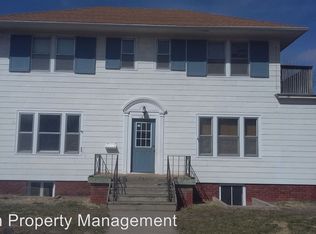 1622 W 1st St, Grand Island, NE 68801