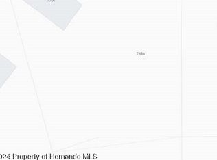 7674 W Stuart Ln, Homosassa, FL 34448