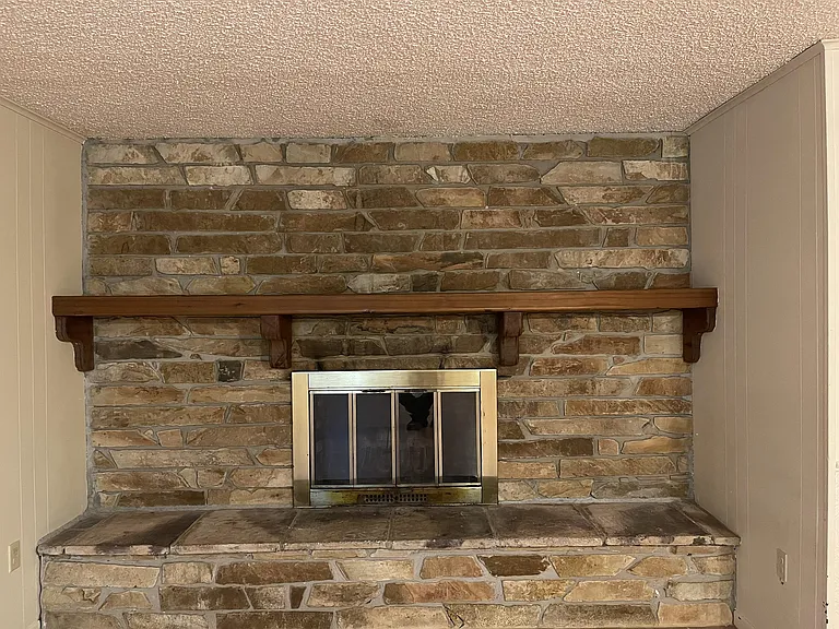 3323 Cherry St — Photo 7