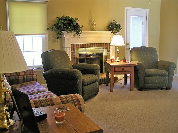 4th image of 2311 N Bellah Ct