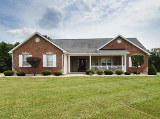 140 Riverside Dr, Troy, MO 63379