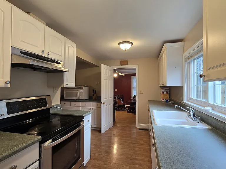 833 S 112th St #5 — Photo 8