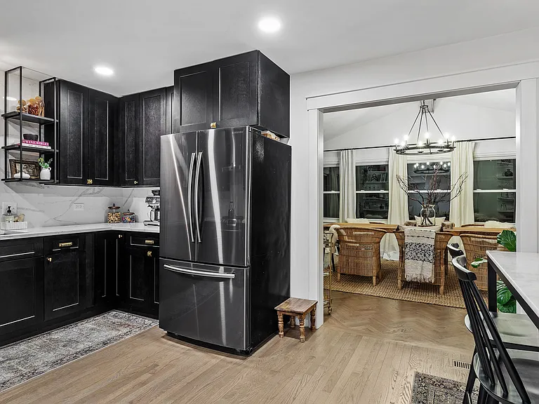 9850 Erie St #9850 — Photo 7